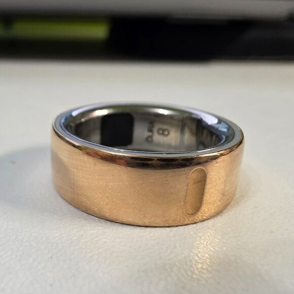 Rose Gold Oura Ring v4 Size 8 - Picture 4 of 5